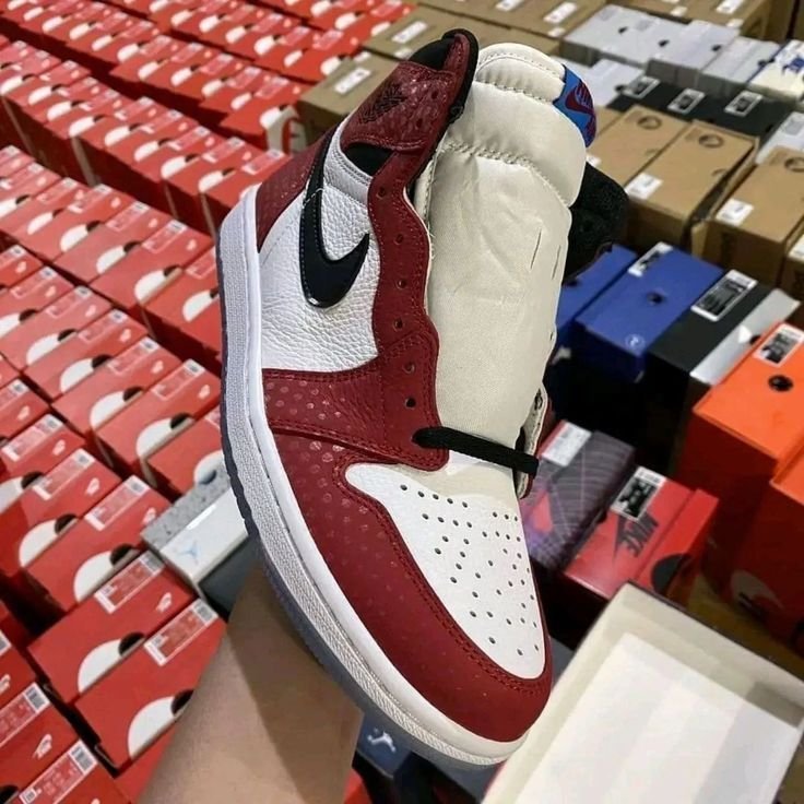 Nike Sneaker