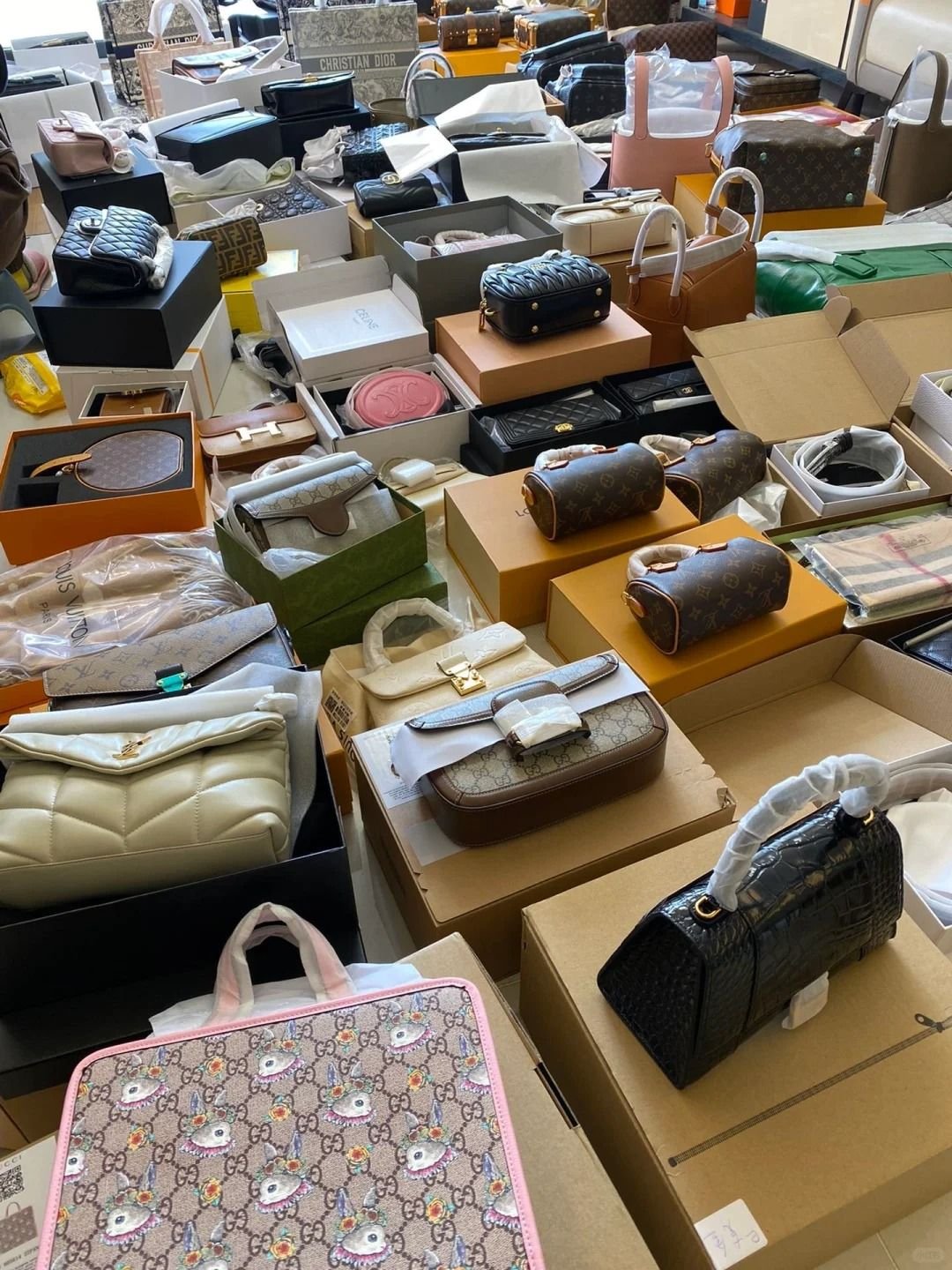 Damenhandtasche